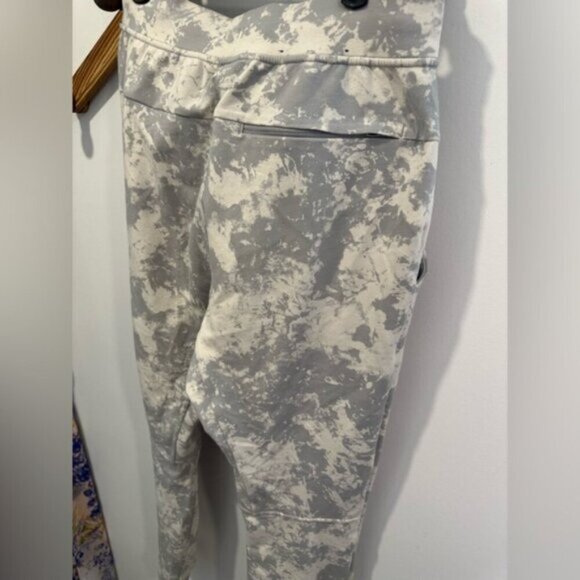 EUC- MENS LULULEMON CITY SWEAT JOGGER - Picture 8 of 9